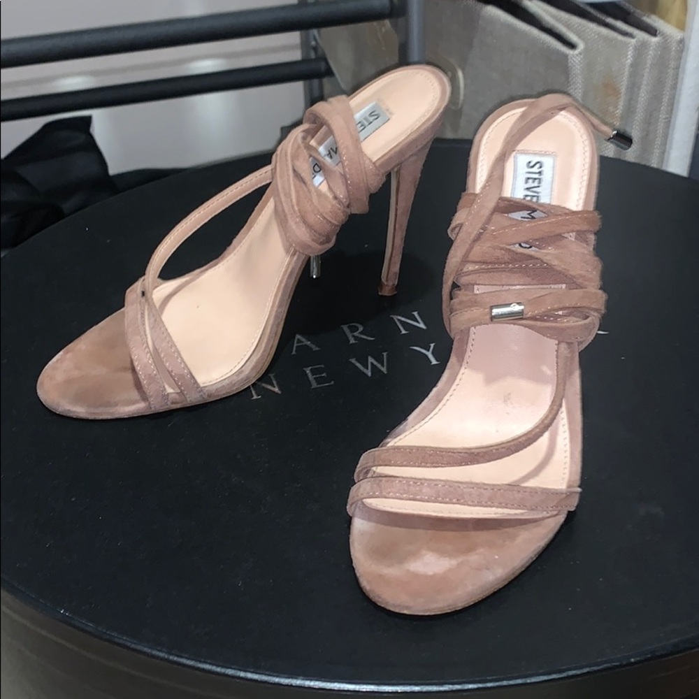 Steve Madden Lace Up.